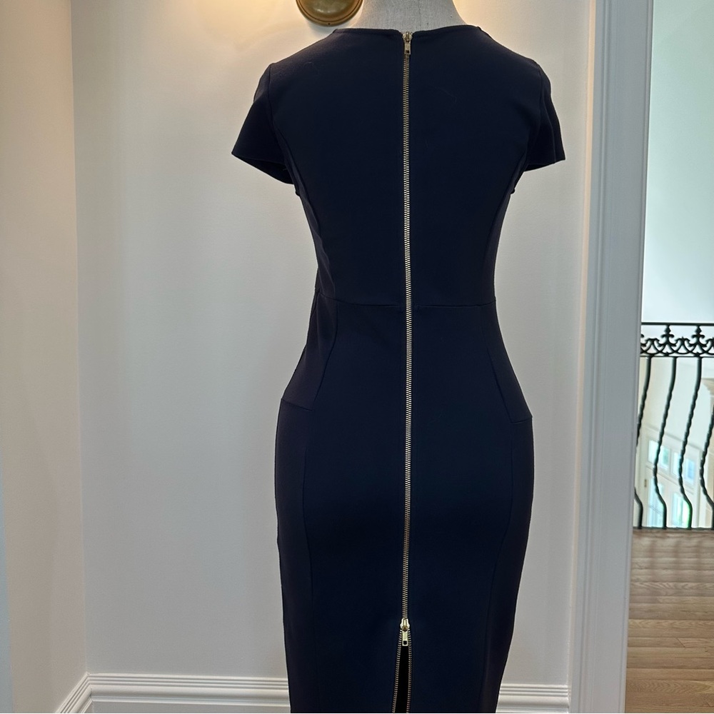 Felicity & Coco Navy Short Sleeve Midi Bodycon Dress with Zipper — Size M